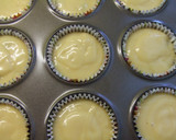 Foto del paso 3 de la receta: Muffins fácil y rápidos de limón con crocante de almendra