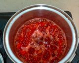 Foto langkah ke 8 dari resep Strawberry new york cheesecake.
