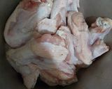 Foto langkah ke 1 dari resep Ayam goreng mentega.