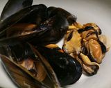 A picture of step 1 of Chickpea and mussel soup with homemade croutons.