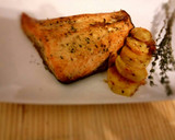 Foto del paso 5 de la receta: Salmón al horno con patatas
