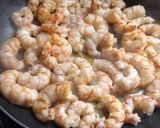 Foto del paso 2 de la receta: Langostinos o gambas al ajillo
