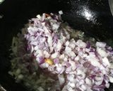 A picture of step 5 of Chole Palak.