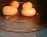 A picture of step 1 of Stuffed Tandoori Aloo.