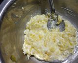 A picture of step 2 of Pineapple sandwich.
