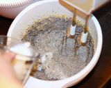Meggyes-mascarponés máktorta recept fázis 5 fotója