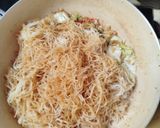 Foto langkah ke 2 dari resep Bihun Goreng Pedas.