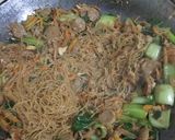 Foto langkah ke 7 dari resep Bihun Goreng Ebi.