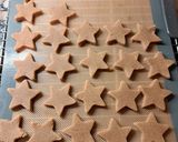 Foto del paso 5 de la receta: Estrellas de canela o estrellas de Navidad