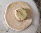 A picture of step 4 of Sweet potato paratha.