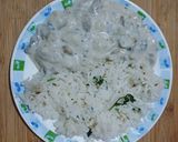 A picture of step 4 of Mushroom Stroganoff with hurb rice.