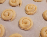 A picture of step 5 of Easy Langue de chat cookie.