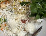 Foto langkah ke 4 dari resep Gochujang stir fry rice aka lazy bibimbap.