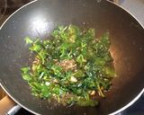 Foto del paso 1 de la receta: Arroz integral rehogado con espinacas y cúrcuma