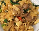 Foto langkah ke 5 dari resep Kuetiaw goreng.