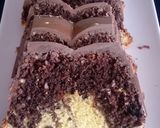 Foto del passaggio 5 della ricetta Plumcake marmorizato con noci e copertura al cioccolato