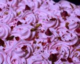 ரொமான்டிக் ரோஸ்மில்க் கேக் (Romantic rosemilk cake recipe in tamil) ரெசிபி ஸ்டேப் 14 புகைப்படம்