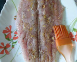 Foto del paso 5 de la receta: Merluza con hojaldre rellena de gambas y pimientos del piquillo