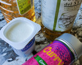 Foto del paso 1 de la receta: Salsa vinagreta de curry con yogurt para ensaladas