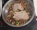 Foto del paso 3 de la receta: Filete de atún con champiñones y vino tinto