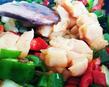 Foto del paso 3 de la receta: Salteado de pollo y pimientos