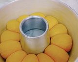 Foto langkah ke 7 dari resep Roti labu kuning.