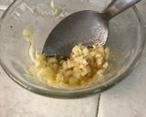 Foto del paso 1 de la receta: Tortilla de avena con ajo
