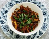 A picture of step 3 of Bitter gourd and Onion Subji.