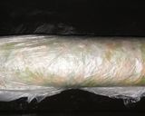 A picture of step 7 of Kiwi swiss roll cake.