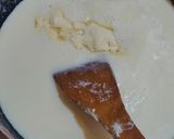 A picture of step 2 of Mango malai kulfi.
