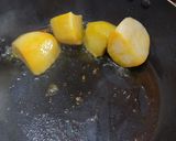 A picture of step 2 of Egg Curry.
