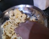 A picture of step 2 of Makai ki roti.