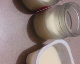 Hình bước làm 1 của món Pudding dâu tây