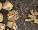 Foto del paso 9 de la receta: Alcachofas a la Plancha con Almejas en Salsa Verde