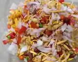 A picture of step 3 of Kurkuray ki chatpati chaat.