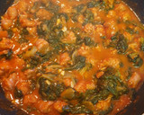 Foto del paso 6 de la receta: Acelgas con longaniza y tomate frito