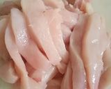A picture of step 1 of Pineapple flavoured Chicken Jalfreizi.