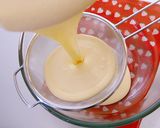 A picture of step 5 of Creamy Baked Cheesecake | This melts in your mouth!.