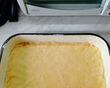 Reszelt meggyes pite recept fázis 3 fotója