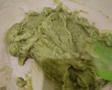 Foto langkah ke 6 dari resep Roti Gulung Crispy Vla Matcha.