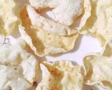 A picture of step 1 of Chapata papad.