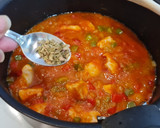 Foto del paso 4 de la receta: Ñoquis con pollo y salsa de tomate