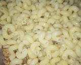 A picture of step 4 of Five ingredients chicken tikka pasta.