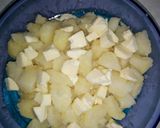 A picture of step 3 of Potato, Tuna, Mozzarella, and Egg Salad.
