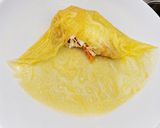 Foto del paso 2 de la receta: Rollitos de pollo, zanahoria y mozzarella con obleas de arroz