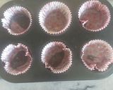 A picture of step 4 of Double layer cup cakes.