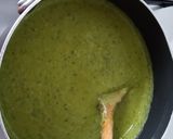 A picture of step 20 of Aromatic Pea & Mint Soup.