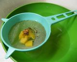 Foto del paso 5 de la receta: Agua saborizada casera de anana