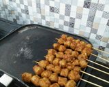 Foto langkah ke 9 dari resep Sate Bakso Bakar Pedas Manis - DAPUR TIRINI.