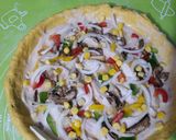 Foto langkah ke 4 dari resep Pizza Labu Kuning.